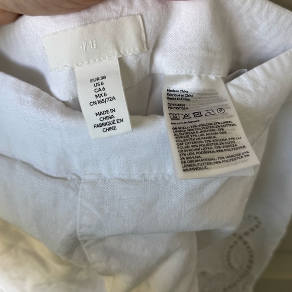 H&M Women’s White Linen Blend Broderie Anglaise Embroidered Shorts Size 6 - Picture 6 of 6